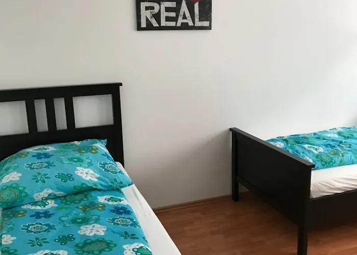 白宫卡斯特罗洛克赛尔公寓 *